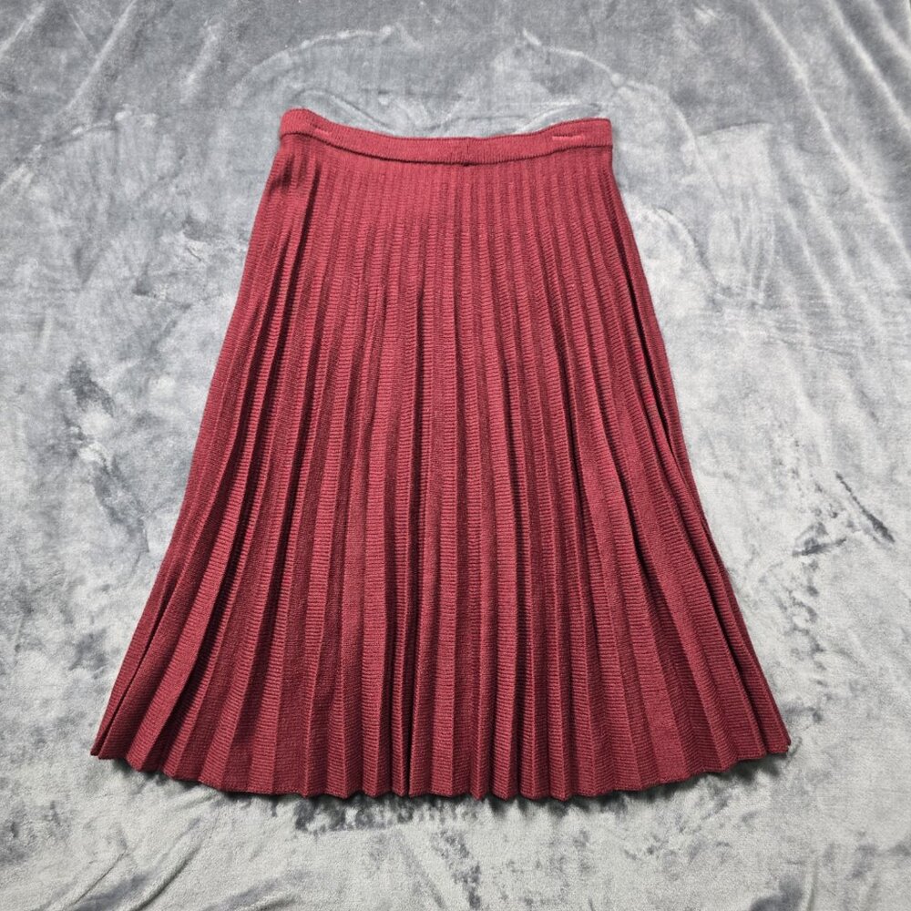 St. John Vintage Red Knit Sweater Pleated Skirt Set Medium - Picture 9 of 16